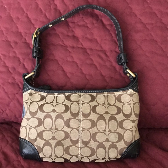 Coach Black Leather trim with brown CC’s - Picture 2 of 4